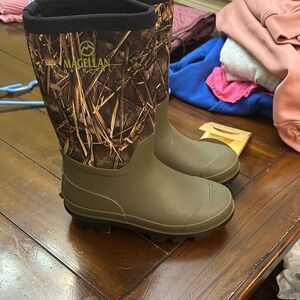 Magellan Outdoors Kids' Brown and Green Boots